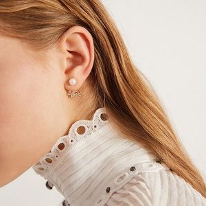 3-part snow flakes earring in gold metal color